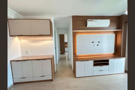 Apartamento para alugar com 56m², 2 quartos e 1 vagaCorredor