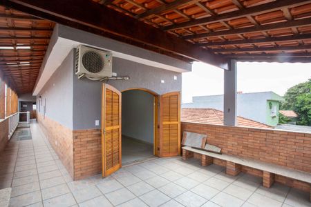 Casa para alugar com 263m², 3 quartos e 2 vagasVaranda