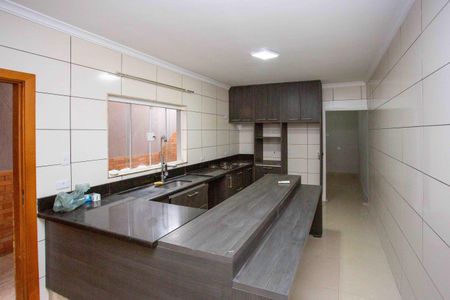 Casa para alugar com 263m², 3 quartos e 2 vagasCozinha
