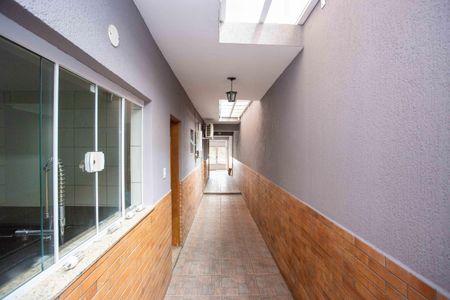 Casa para alugar com 263m², 3 quartos e 2 vagasCorredor