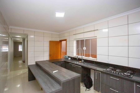 Casa para alugar com 263m², 3 quartos e 2 vagasCozinha