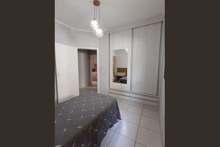 Casa para alugar com 130m², 3 quartos e 2 vagasQuarto