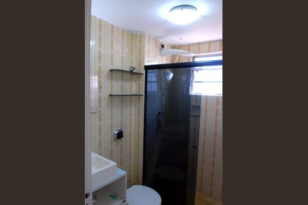 Banheiro de apartamento à venda com 2 quartos, 51m² em Socorro, São Paulo