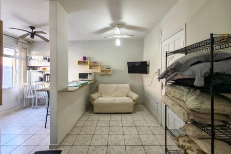 Studio para alugar com 36m², 0 quarto e sem vaga Studio para alugar com 36m², 0 quarto e sem vagaKitnet