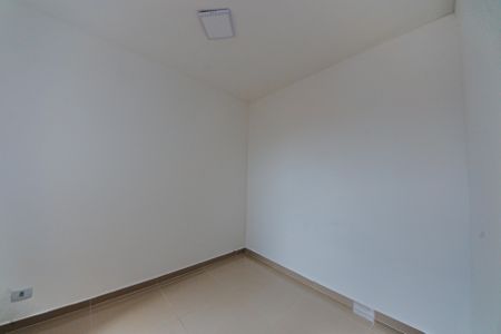 Apartamento para alugar com 2 quartos, 40m² em Vila Antonieta, São Paulo
