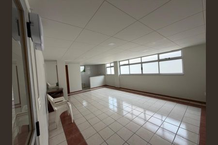 Apartamento à venda com 83m², 3 quartos e 2 vagasÁrea externa