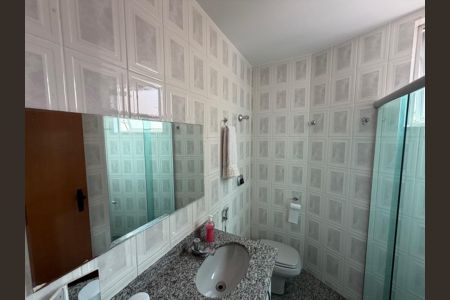 Apartamento à venda com 83m², 3 quartos e 2 vagasBanheiro