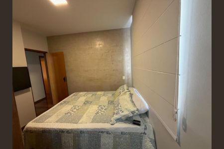 Apartamento à venda com 83m², 3 quartos e 2 vagasQuarto