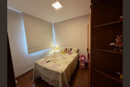 Apartamento à venda com 83m², 3 quartos e 2 vagasQuarto