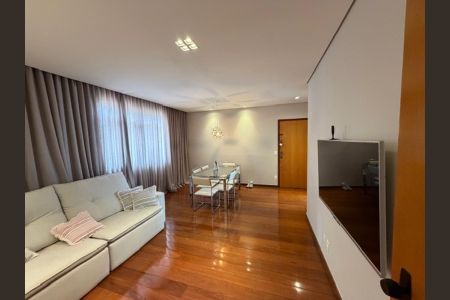 Apartamento à venda com 83m², 3 quartos e 2 vagasSala