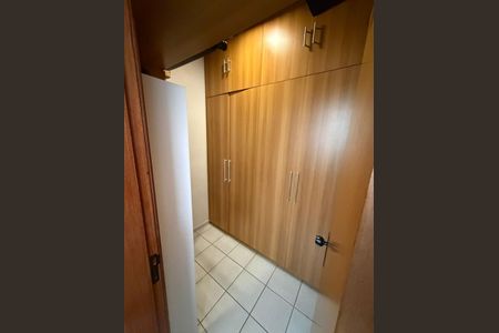 Apartamento à venda com 83m², 3 quartos e 2 vagasQuarto