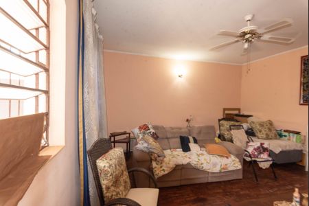 Casa à venda com 280m², 3 quartos e 4 vagasSala