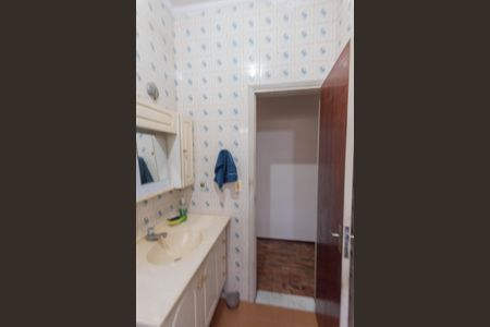 Casa à venda com 280m², 3 quartos e 4 vagasBanheiro