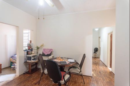 Casa à venda com 280m², 3 quartos e 4 vagasCopa