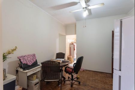 Casa à venda com 280m², 3 quartos e 4 vagasCopa