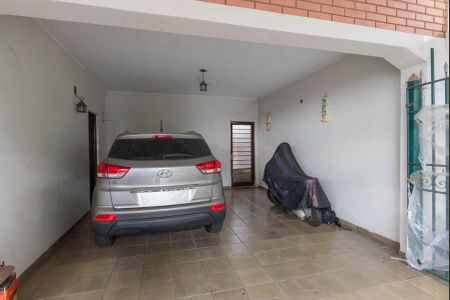 Casa à venda com 280m², 3 quartos e 4 vagasGaragem