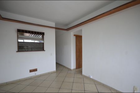 Sala de apartamento para alugar com 2 quartos, 72m² em Vila Valqueire, Rio de Janeiro