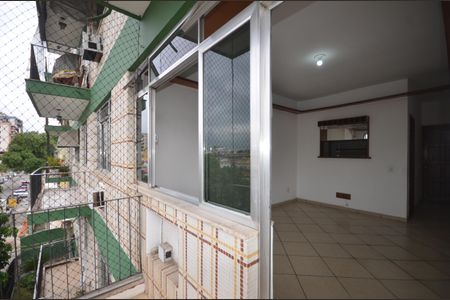 Apartamento para alugar com 72m², 2 quartos e 1 vagaVaranda da Sala