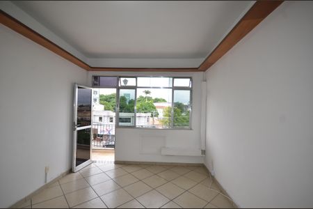 Sala de apartamento para alugar com 2 quartos, 72m² em Vila Valqueire, Rio de Janeiro