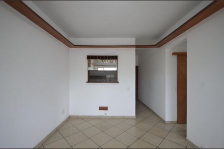 Apartamento para alugar com 72m², 2 quartos e 1 vagaSala