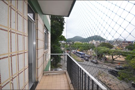 Apartamento para alugar com 72m², 2 quartos e 1 vagaVaranda do Quarto 1