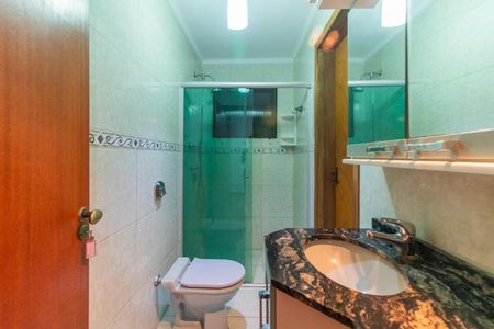 Casa para alugar com 131m², 3 quartos e 2 vagas Casa para alugar com 131m², 3 quartos e 2 vagasBanheiro