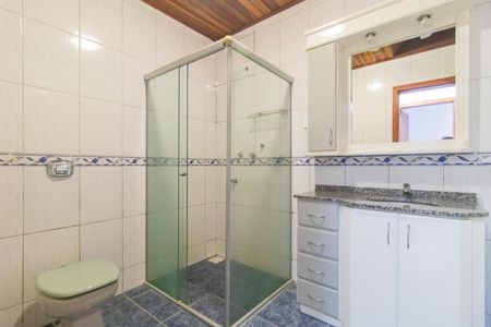 Casa para alugar com 131m², 3 quartos e 2 vagas Casa para alugar com 131m², 3 quartos e 2 vagasBanheiro