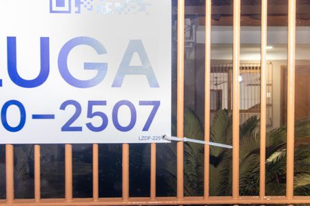 Casa para alugar com 131m², 3 quartos e 2 vagas Casa para alugar com 131m², 3 quartos e 2 vagasFachada