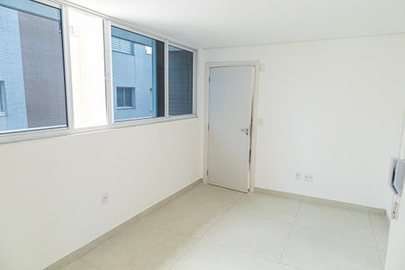 Sala de apartamento para alugar com 3 quartos, 70m² em Itapoã, Belo Horizonte