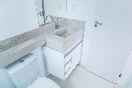 Apartamento para alugar com 70m², 3 quartos e 1 vagasuite