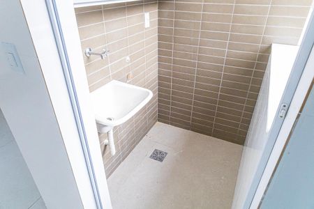 Apartamento para alugar com 70m², 3 quartos e 1 vagaÁrea de Serviço