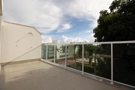 Apartamento para alugar com 80m², 1 quarto e 1 vagaVaranda