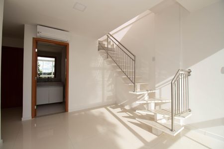 Apartamento para alugar com 80m², 1 quarto e 1 vagaSala