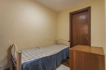 Casa à venda com 250m², 5 quartos e 4 vagasCozinha e Área de Serviço