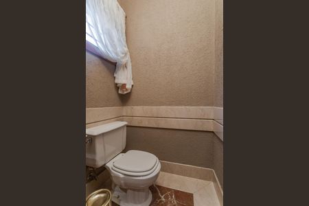 Casa à venda com 250m², 5 quartos e 4 vagasBanheiro