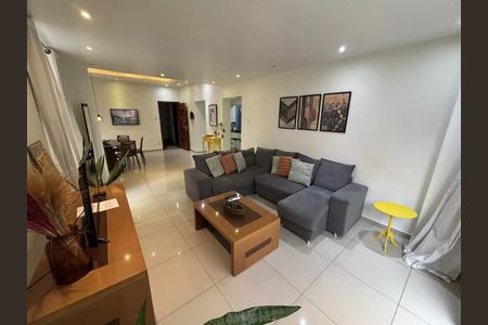 Apartamento à venda com 152m², 3 quartos e sem vagaSala