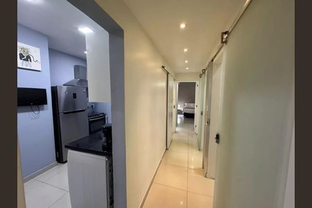 Apartamento à venda com 152m², 3 quartos e sem vagaCorredor