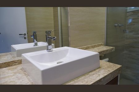 Apartamento à venda com 75m², 2 quartos e 2 vagasLavabo
