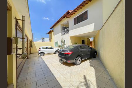 Casa para alugar com 184m², 4 quartos e 5 vagasGaragem