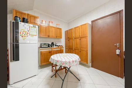 Casa para alugar com 184m², 4 quartos e 5 vagasCozinha