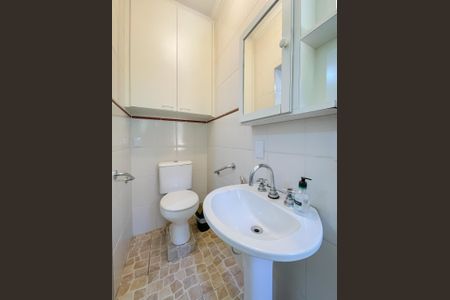 Casa para alugar com 184m², 4 quartos e 5 vagasBanheiro da Suíte 1