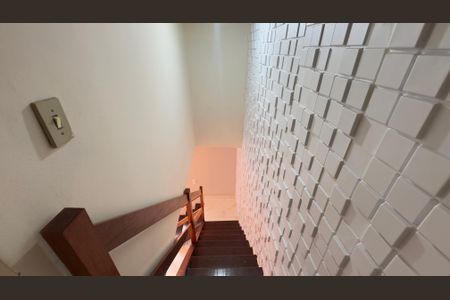 Sala de casa de condomínio para alugar com 2 quartos, 76m² em Itaipuaçu, Maricá