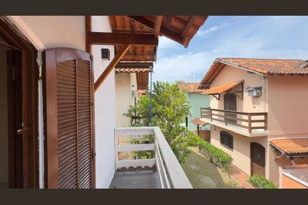 Casa de condomínio para alugar com 76m², 2 quartos e 1 vagaVaranda