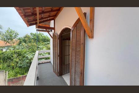 Casa de condomínio para alugar com 76m², 2 quartos e 1 vagaVaranda