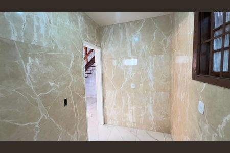 Casa de condomínio para alugar com 76m², 2 quartos e 1 vagaCozinha