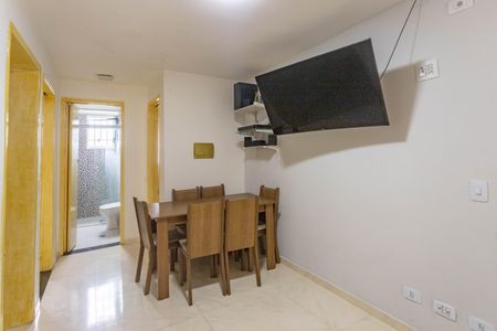 Sala  de apartamento para alugar com 2 quartos, 45m² em Campanário, Diadema