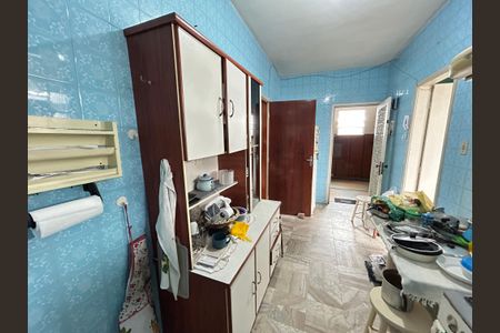 Apartamento para alugar com 100m², 2 quartos e 2 vagasCozinha