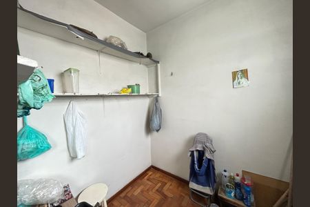 Apartamento para alugar com 100m², 2 quartos e 2 vagasBanheiro de serviço