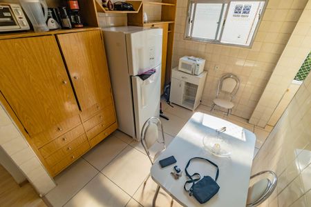 Apartamento para alugar com 72m², 2 quartos e 1 vaga