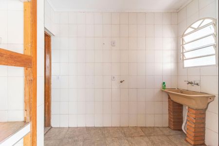 Casa à venda com 157m², 2 quartos e 4 vagas Casa à venda com 157m², 2 quartos e 4 vagasÁrea de Serviço